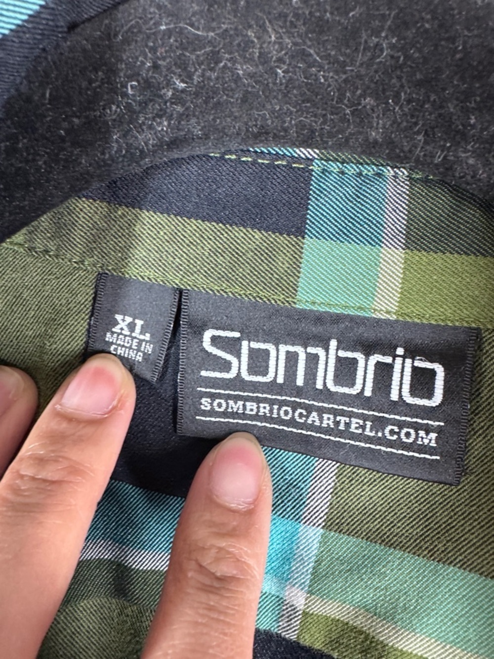 Sombrio Green Black Plaid Flannel Button Up Shirt Size XL Outdoor Casual Utility - Picture 4 of 14